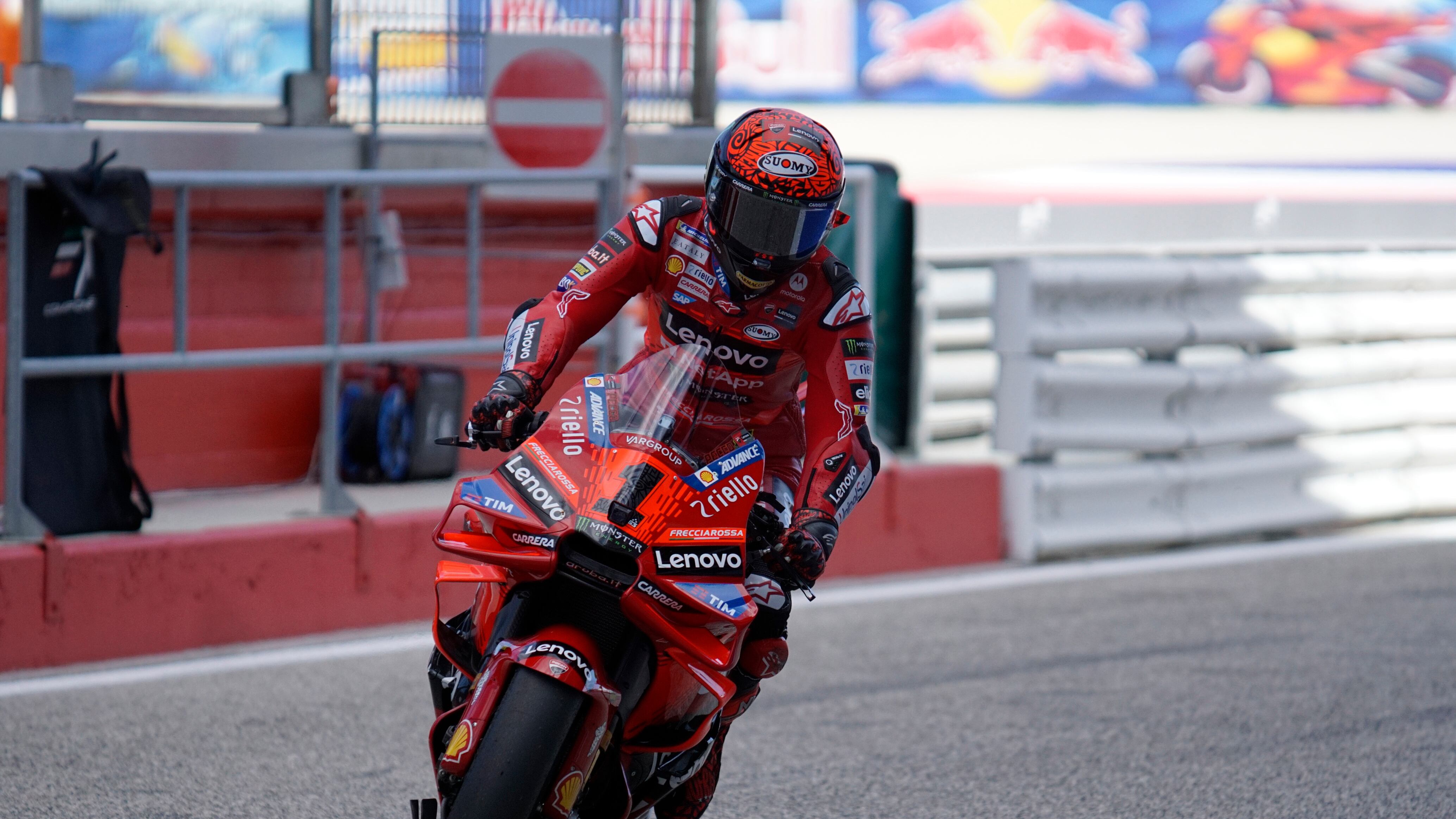 Super pole di Bagnaia Ma deve vincere il gp dopo l'errore nella sprint