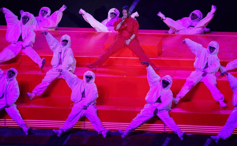 Rihanna halftime 2