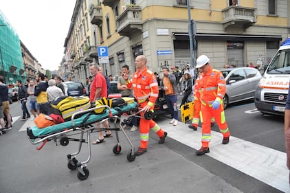 Esplosione in una palazzina a Milano 1