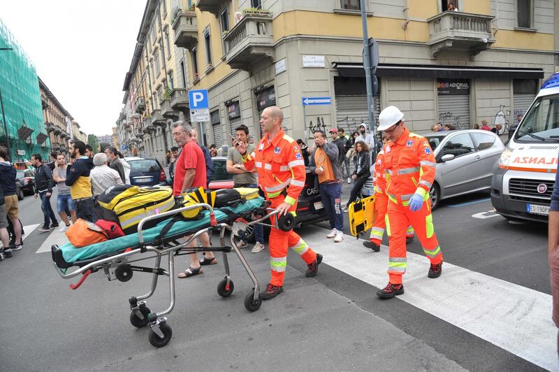 Esplosione in una palazzina a Milano 1
