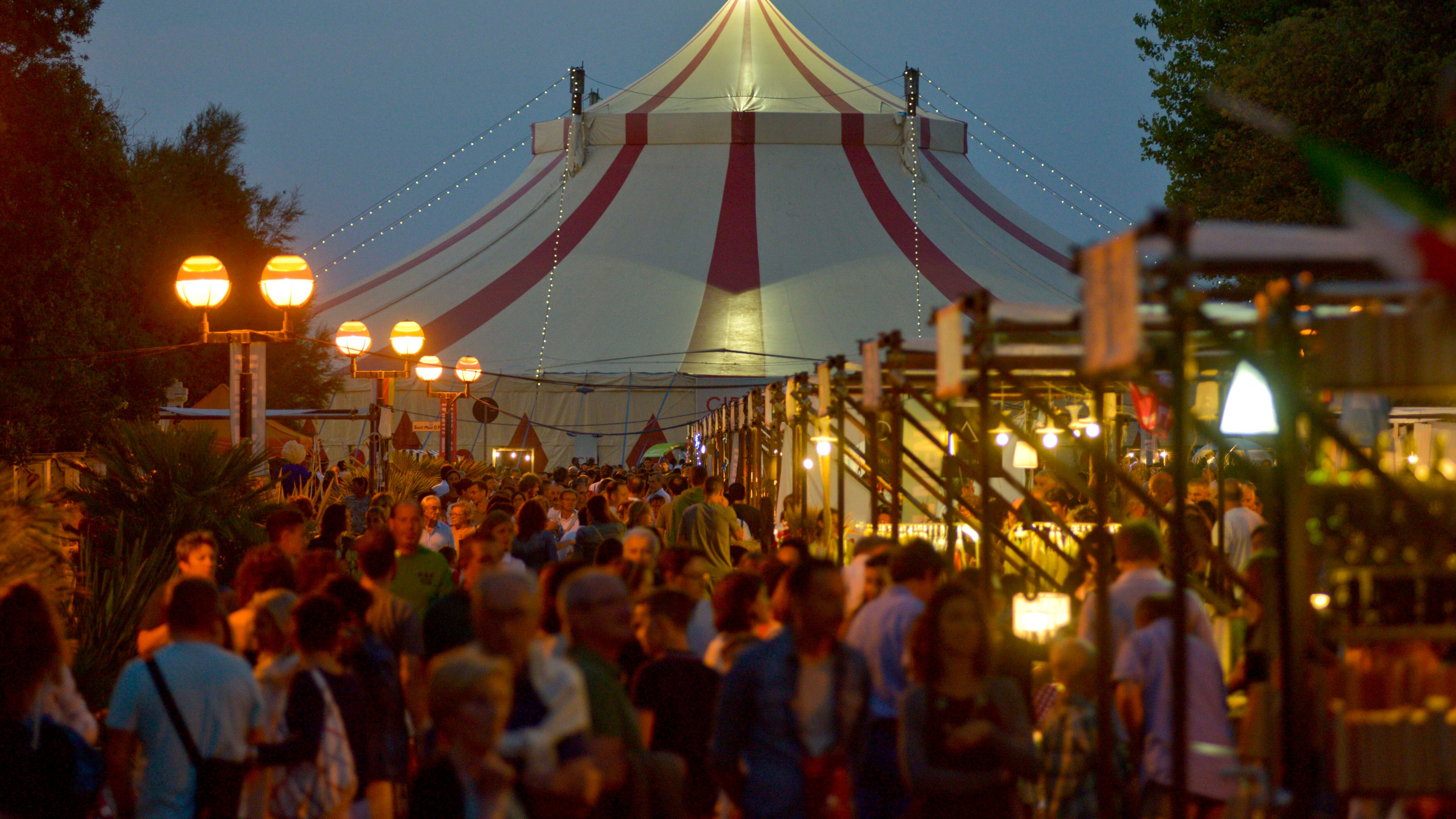 Massimo Bottura, 24 chef e un circo felliniano: festa del gusto a Rimini