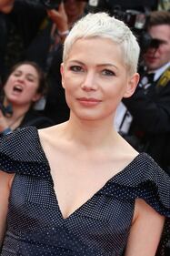 Festival di Cannes, i look hot: la seconda giornata 34