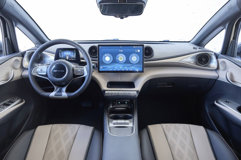 BYD DOLPHIN