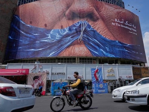 Donald boccia la proposta iraniana. Ma le trattative avanzano in segreto