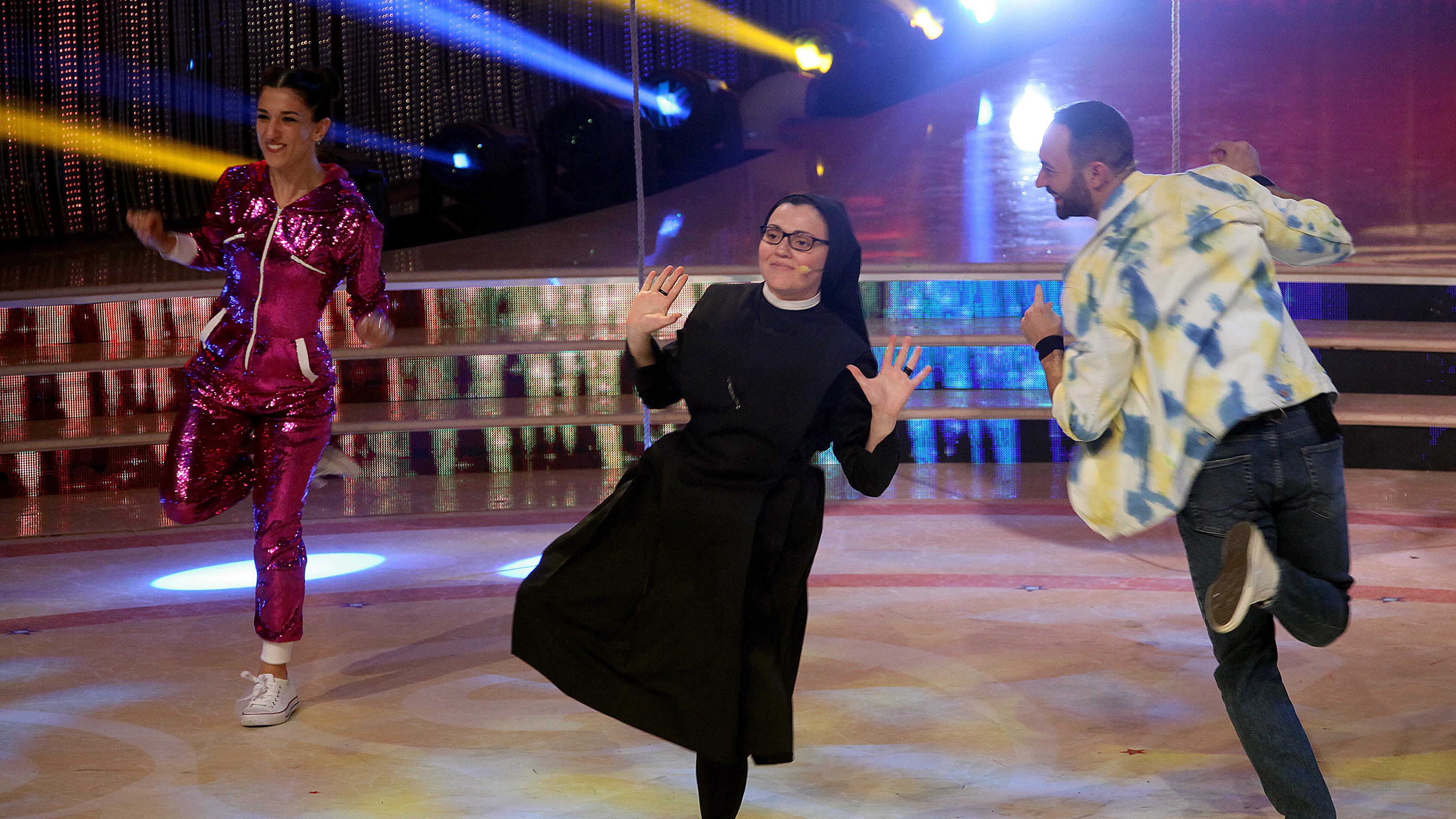 Suor Cristina il ciclone di "Ballando con le stelle"