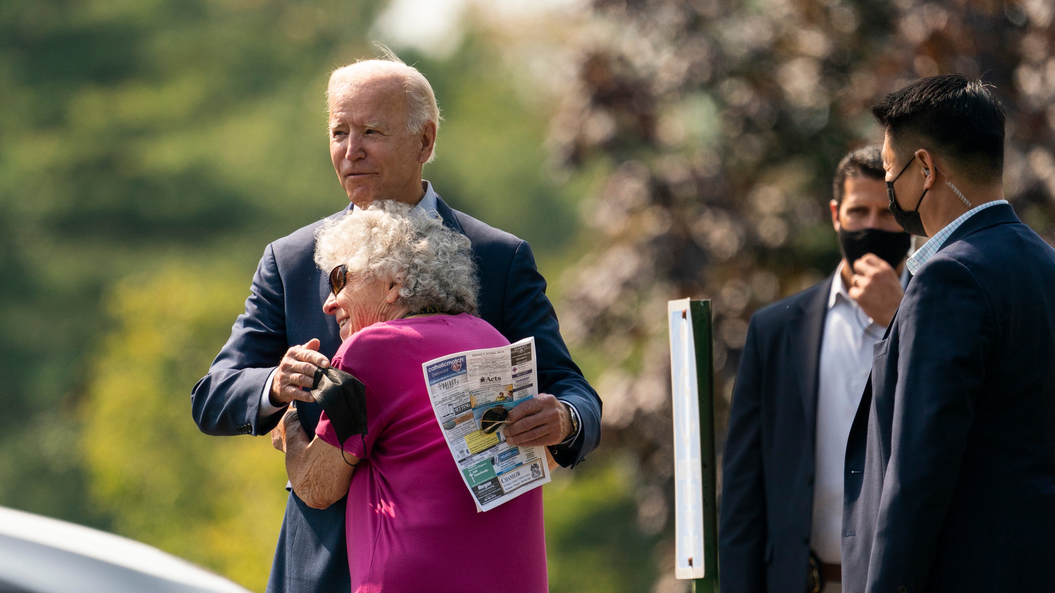 Biden in crisi vola in California per salvare il suo governatore