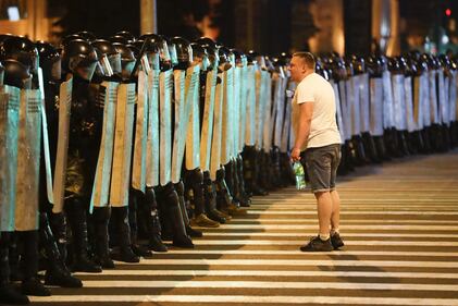 Bielorussia, proteste e scontri a Minsk 2