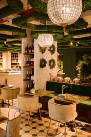 La magia del Natale arriva a Milano a "Palazzo Magia" 4