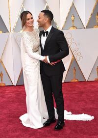 Chrissy Teigen, le foto 36