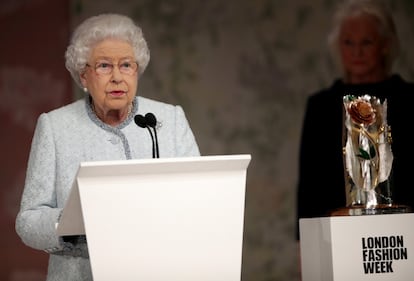 La Regina Elisabetta alla Fashion Week 2