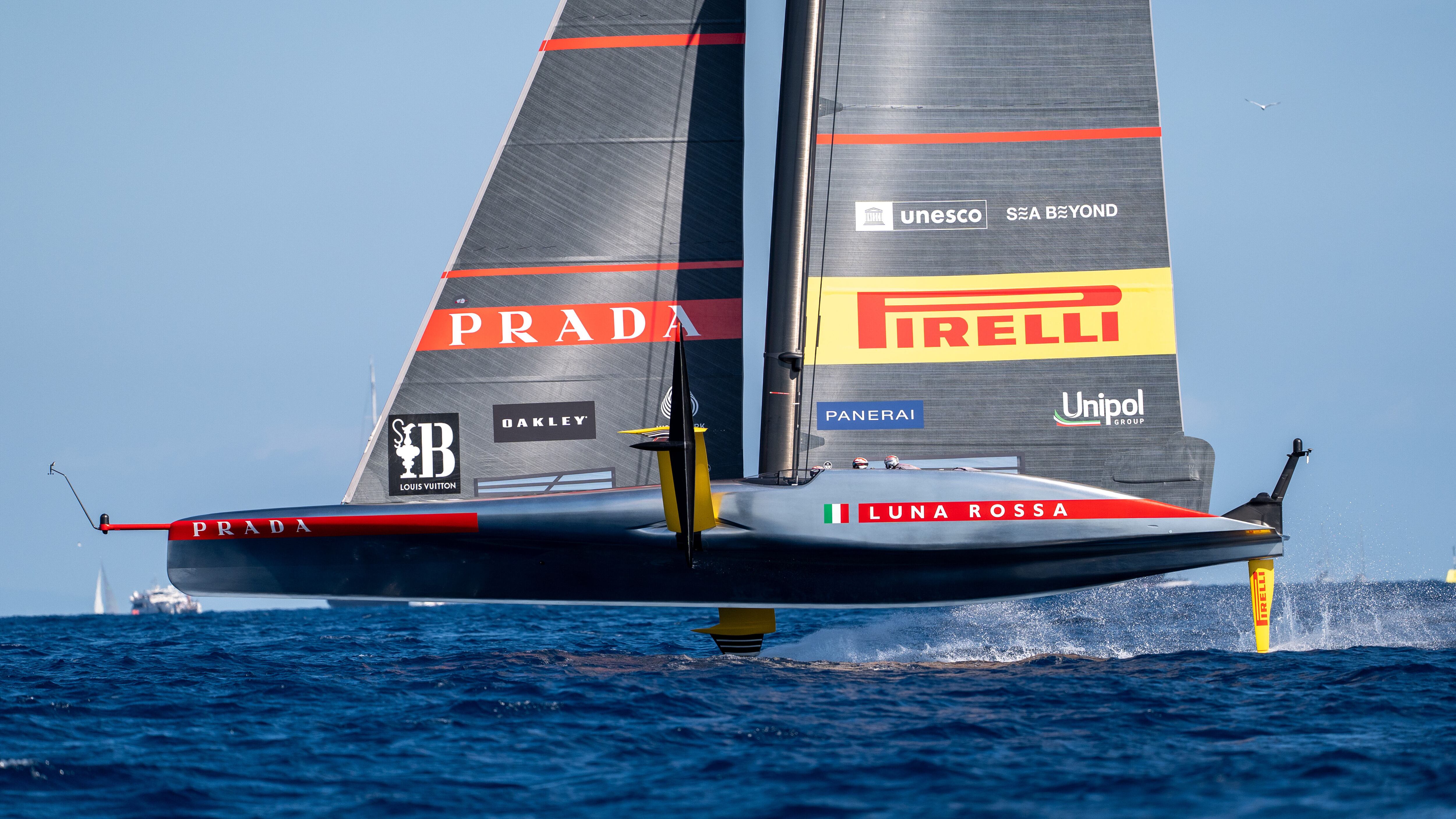 America's Cup: la barca davanti ai mostri sacri
