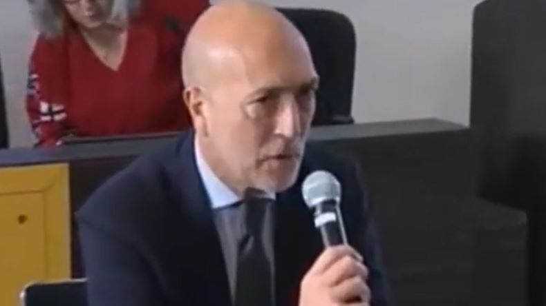 Pesanti insulti sui social al prefetto di Udine (napoletano)
