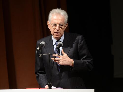 Monti: vedrei bene la Bonino al Quirinale. Poi esalta Bersani e corteggia Grillo