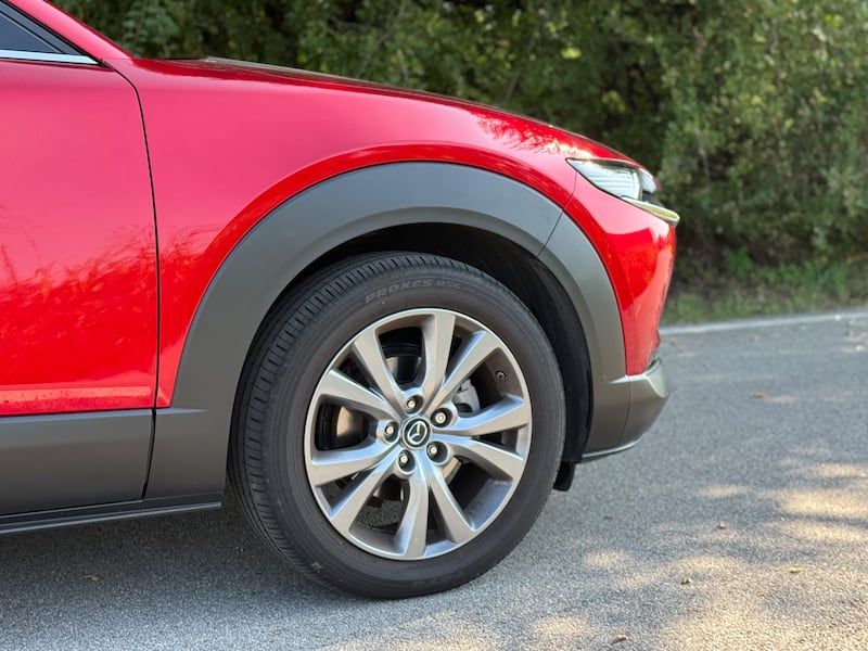 Mazda CX-30 2025: la gallery del crossover con il nuovo 2.5 ibrido 11