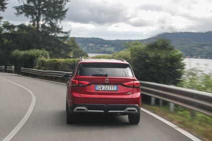 MG ZS Hybrid+: guarda tutte le foto 12