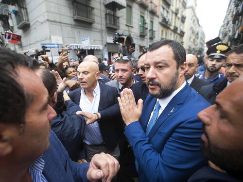 Camorra, Salvini: "Togliere patria potestà a chi alleva criminali"