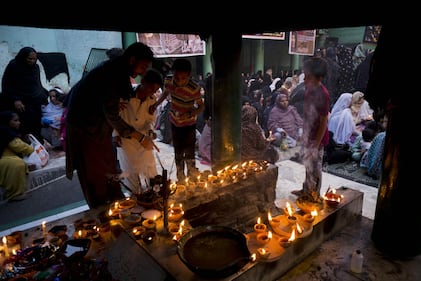 Gli sciiti del Pakistan commemorano l'Ashura 20