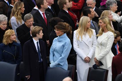 Melania e Ivanka Trump: moglie e figlia del presidente 17