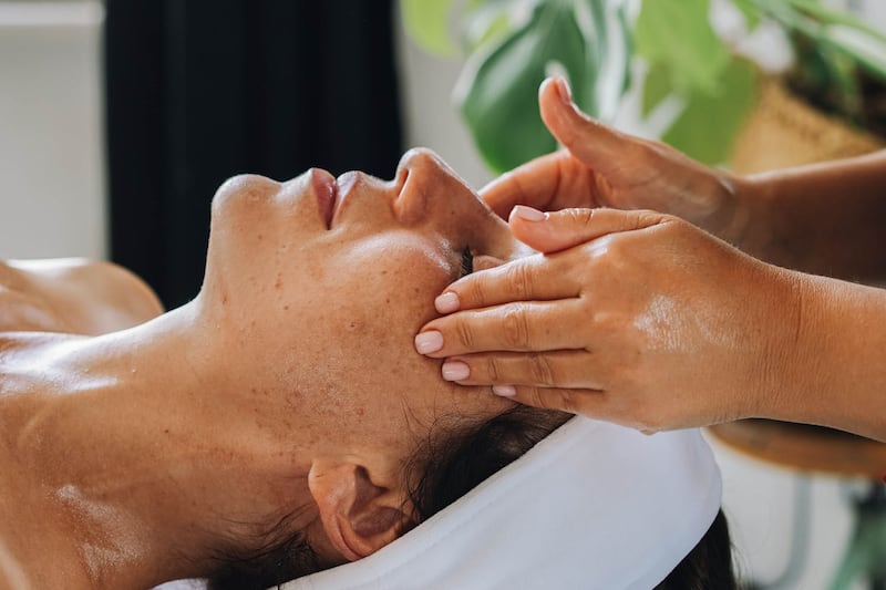 Lifting naturale: gli esercizi da fare a 60 anni