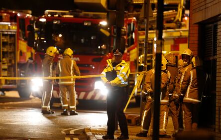 Glasgow, elicottero della polizia precipita su un pub 10