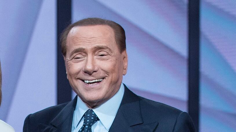 Berlusconi in campo in Europa. Vertice coi leader dei Popolari