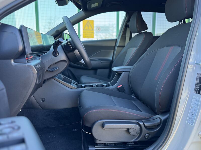 Hyundai Kona HEV: tutte le foto 13