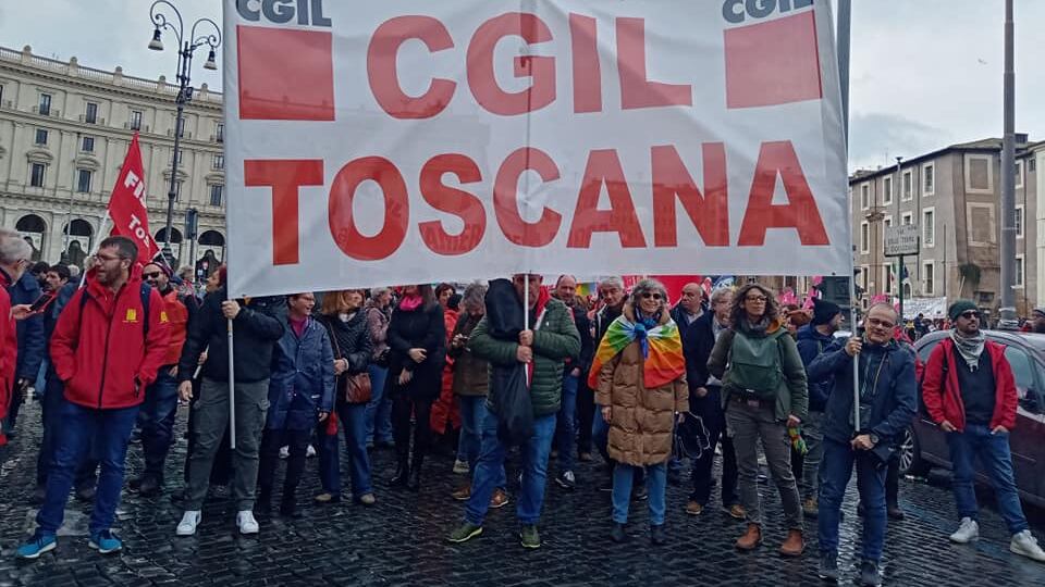 "Tenete chiuso per il 25 aprile": il diktat della Cgil di Prato a Decathlon e Maisons du Monde