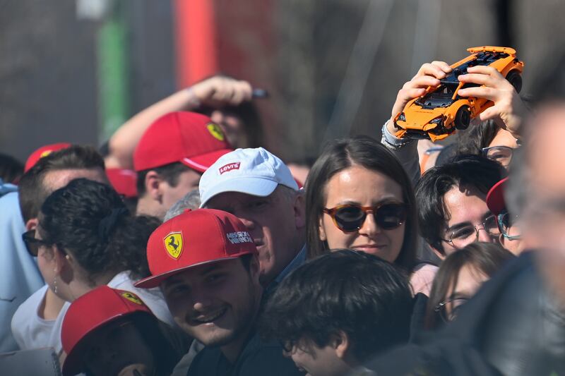 Battesimo milanese per le Ferrari 10