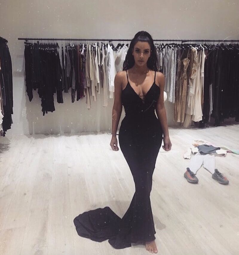 Kim Kardashian semi-nuda su Instagram: foto 5