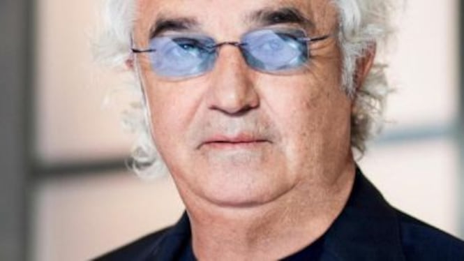 Briatore al figlio un giorno dirà: "Vai dove conta solo il merito"