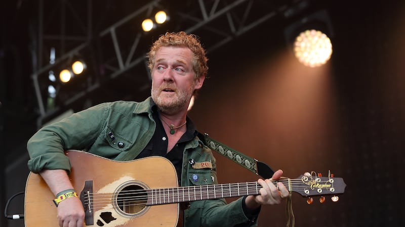 Musica in lutto: muore in un incidente in moto Glen Hansard, Oscar per la canzone del film ‘Once’