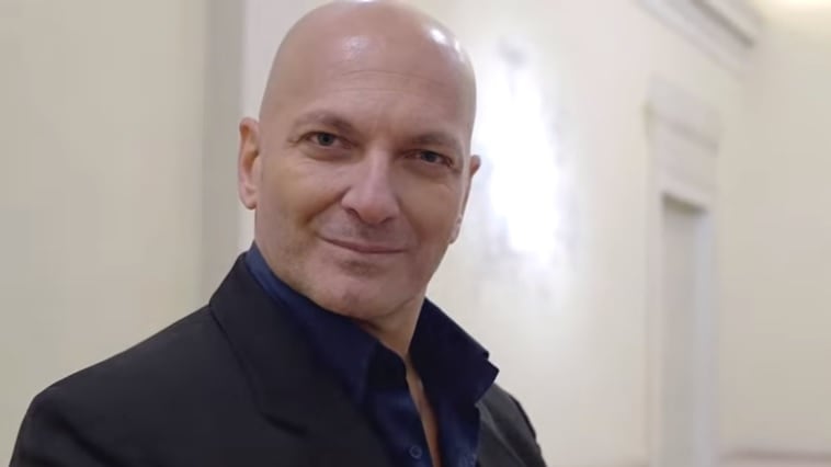 Il pornoattore Franco Trentalance: "Elodie e Ludovica Pagani sotto le lenzuola…"
