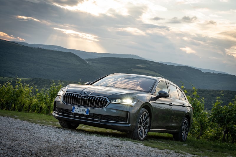 Skoda Superb, guarda la gallery 20