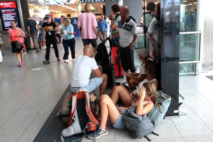 I disagi dei passeggeri all'aeroporto di Catania