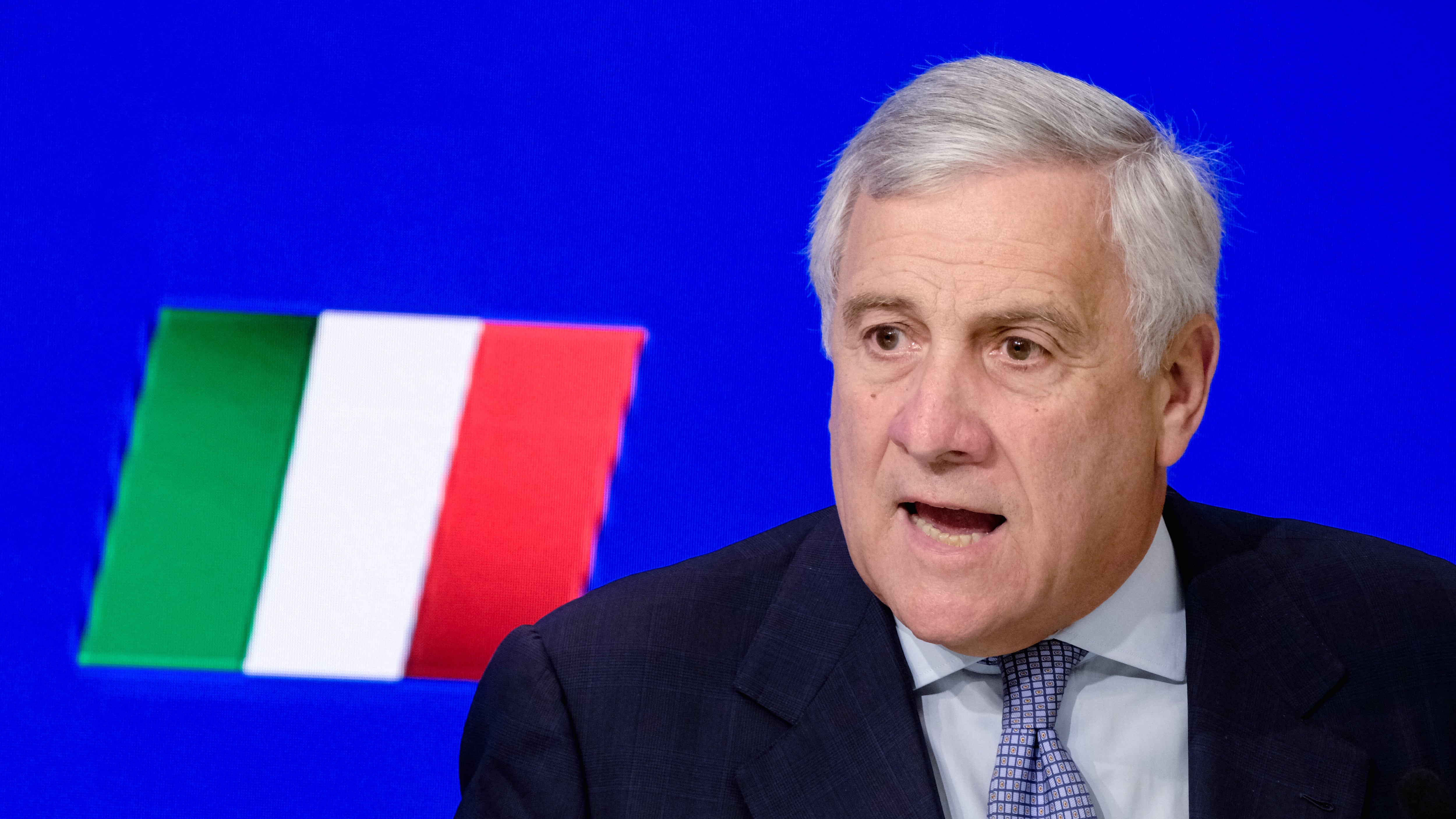 Cittadinanza, Tajani lancia lo Ius Italiae: "Non vogliamo favorire immigrazione illegale"