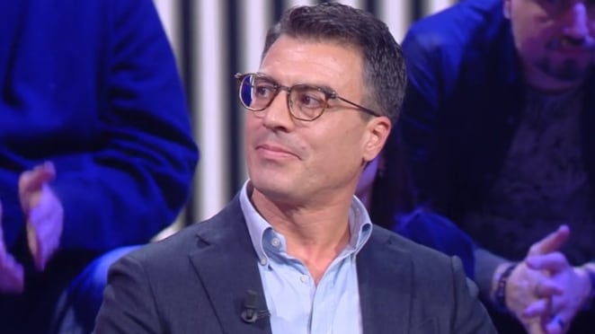 "Mi sbatté in cella sette mesi nonostante fossi innocente. Ha pagato per il suo errore? Macché, è stato promosso"