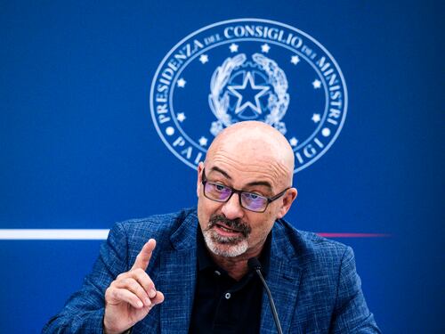 Player spaziale unico, molta passerella poca sostanza. "I tempi sono lunghi"