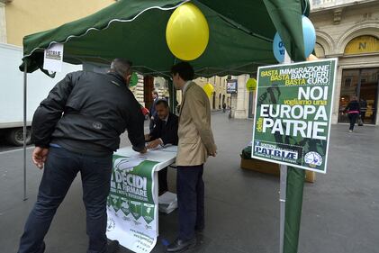 La Lega apre una sede a Roma 9