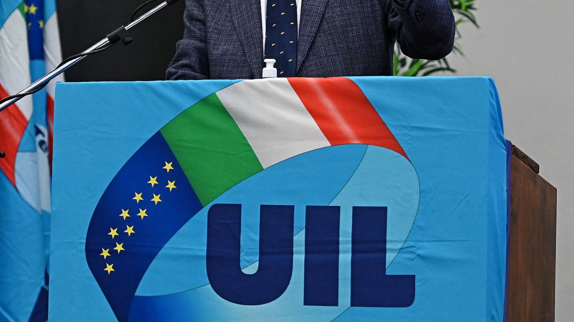 Uil, nessuna guerra interna: ecco la verità
