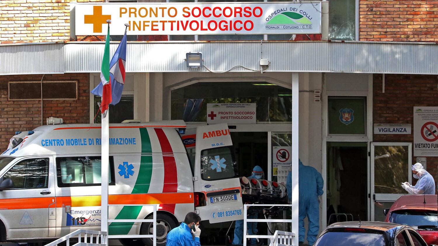 Coronavirus, De Luca chiude la Campania. Ed è scontro con la Azzolina