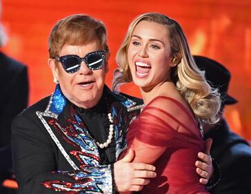Miley Cyrus abbandona le trasgressioni ai Grammy 2018 6