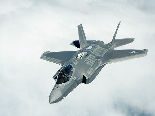 F-35 e aerei spia: così gli Usa blindano il Pacifico