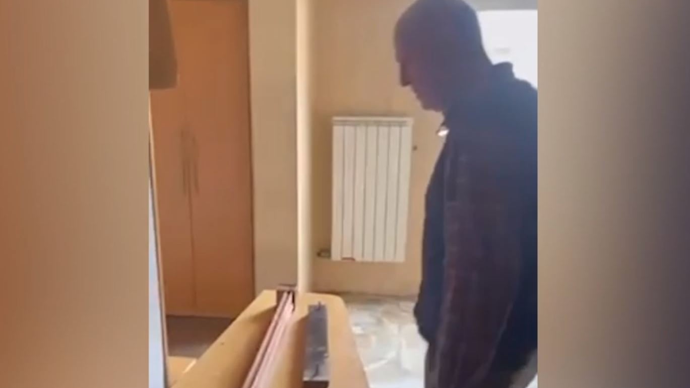 Immigrato occupa abusivamente l'hotel: "È casa mia"
