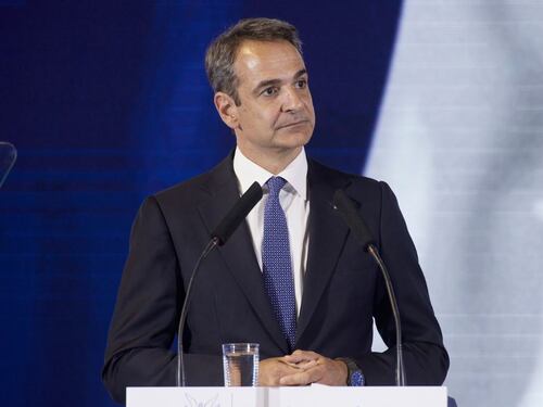 "Spiati politici e giornalisti": e il Watergate greco travolge il premier Mitsotakis