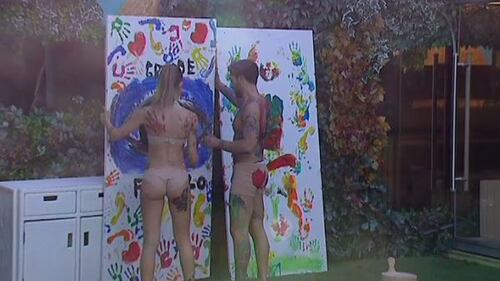 GF14: concorrenti a nudo col body imprinting 1