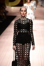 Monica Bellucci e le star in passerella per Dolce & Gabbana 7