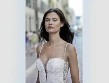 Bianca Balti, bellissima anche con le curve dopo il parto 21