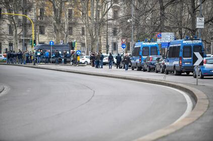San Vittore, i detenuti in rivolta 13