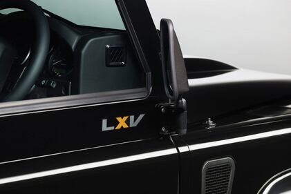 Land Rover Defender LXV 65 anni e non sentirli 6