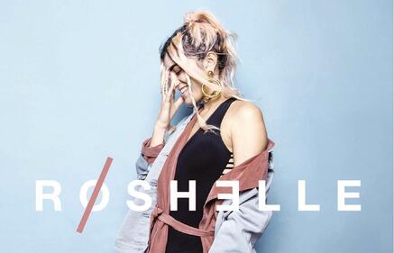 Roshelle sexy sulla copertina dell'inedito 1